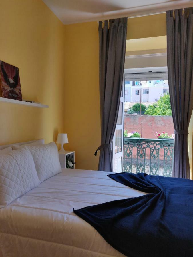 Santa Barbara Apartment Lisbona Esterno foto